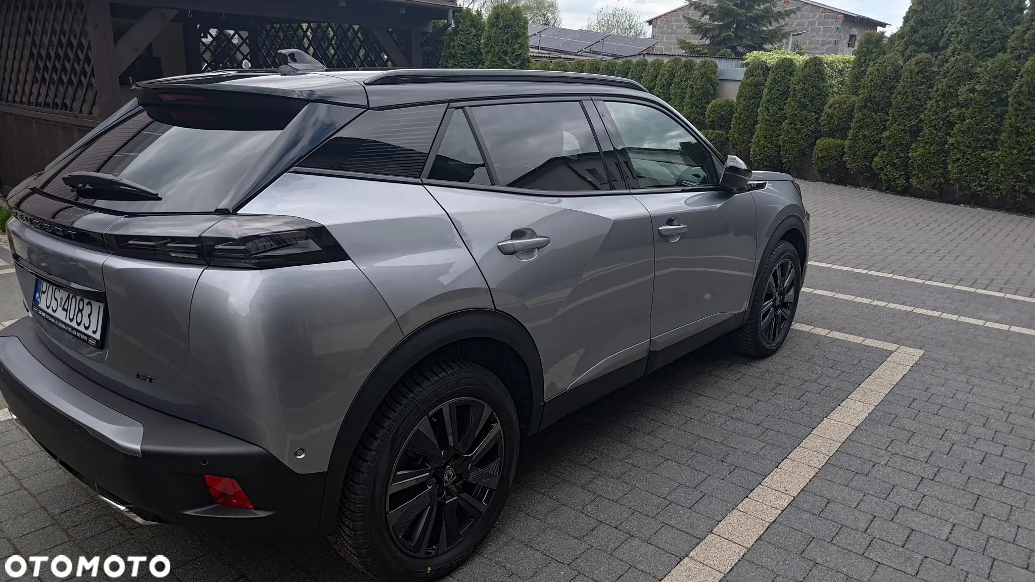 Peugeot 2008 PureTech 130 EAT8 GT - 11