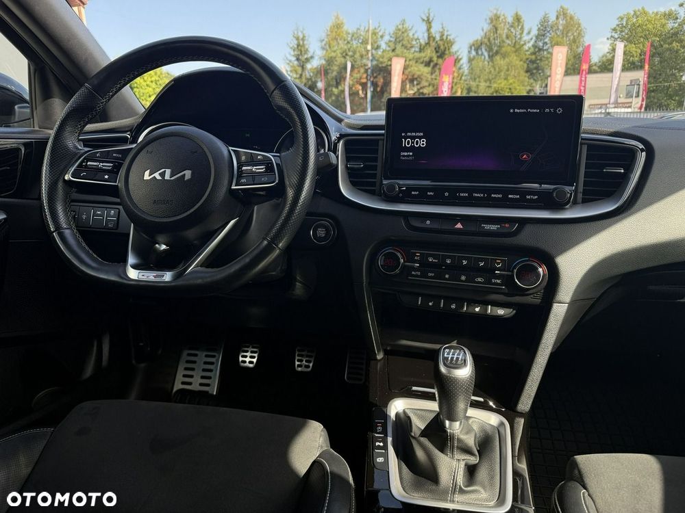 Kia ProCeed 1.0 T-GDI GT Line - 14