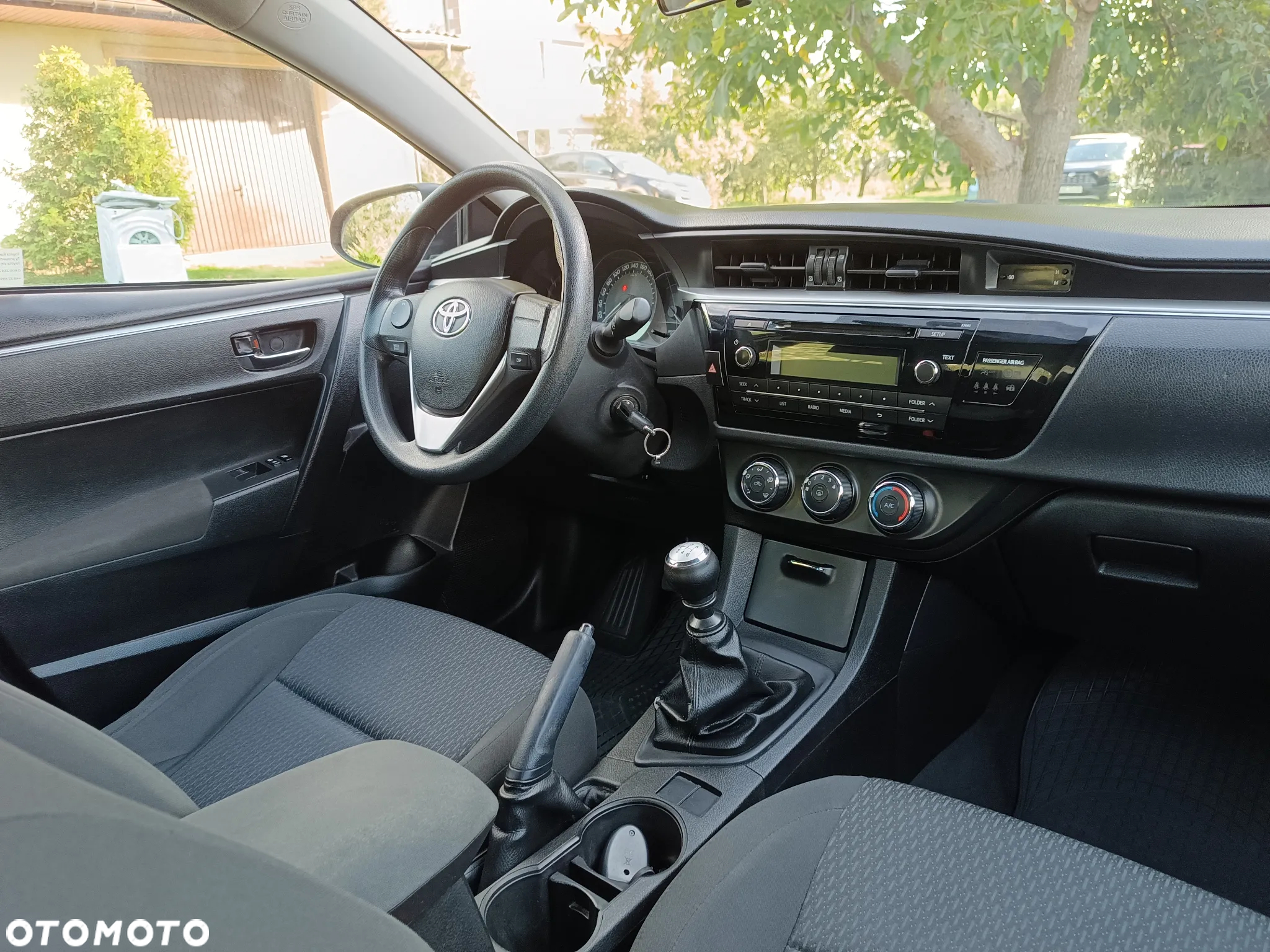 Toyota Corolla 1.6 Comfort - 22