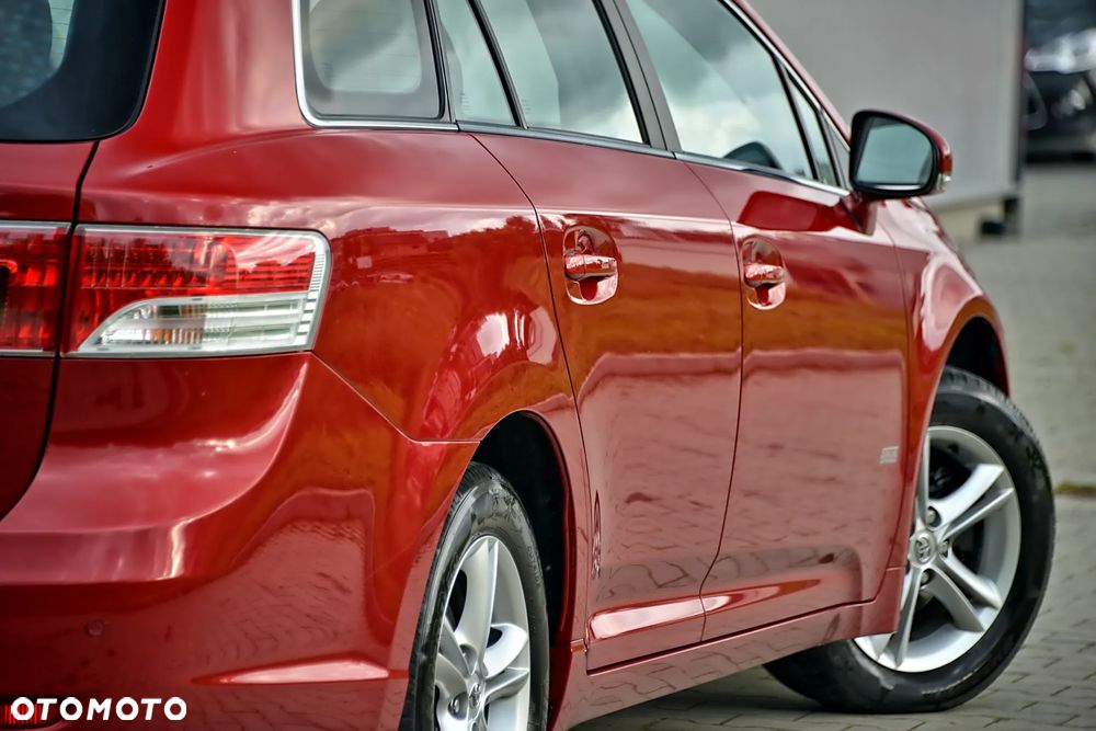 Toyota Avensis 1.8 Premium EU5 MS - 18