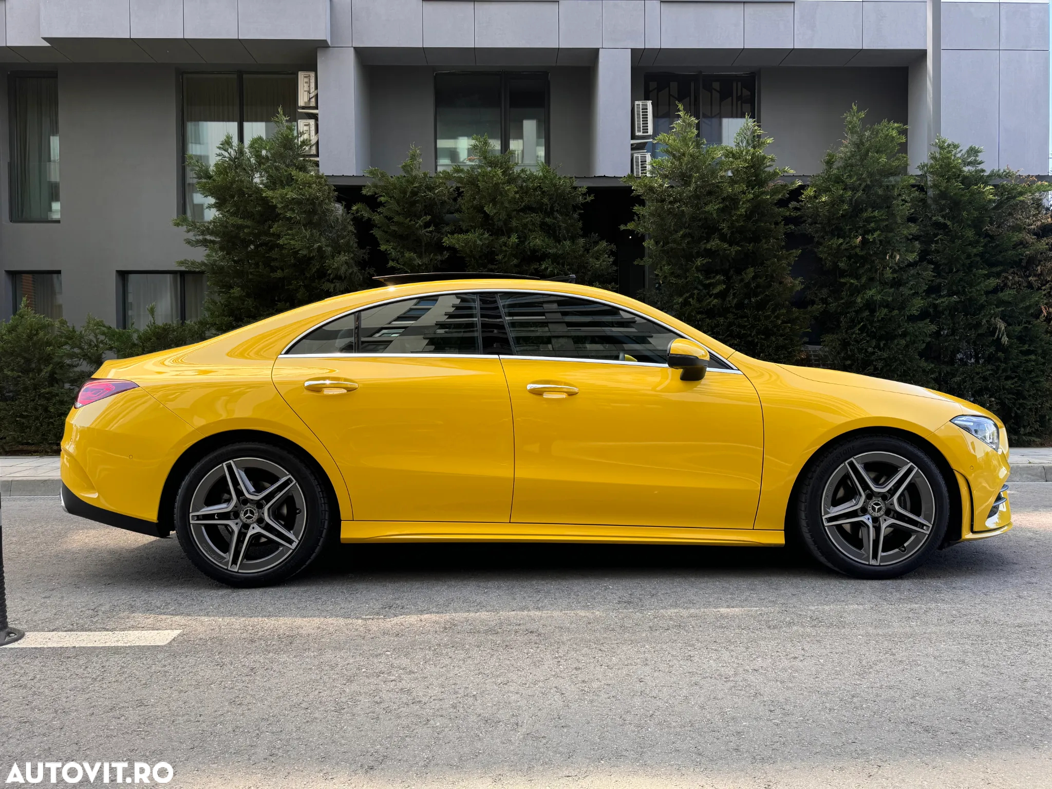 Mercedes-Benz CLA 180 d Shooting Brake 7G-DCT AMG Line - 6