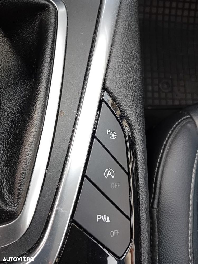 Ford S-Max 2.0 TDCi Powershift Titanium - 14