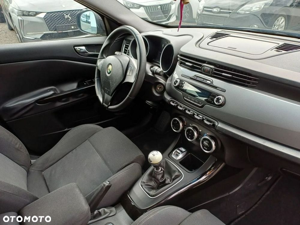 Alfa Romeo Giulietta 2.0 JTDM 16V Turismo - 12