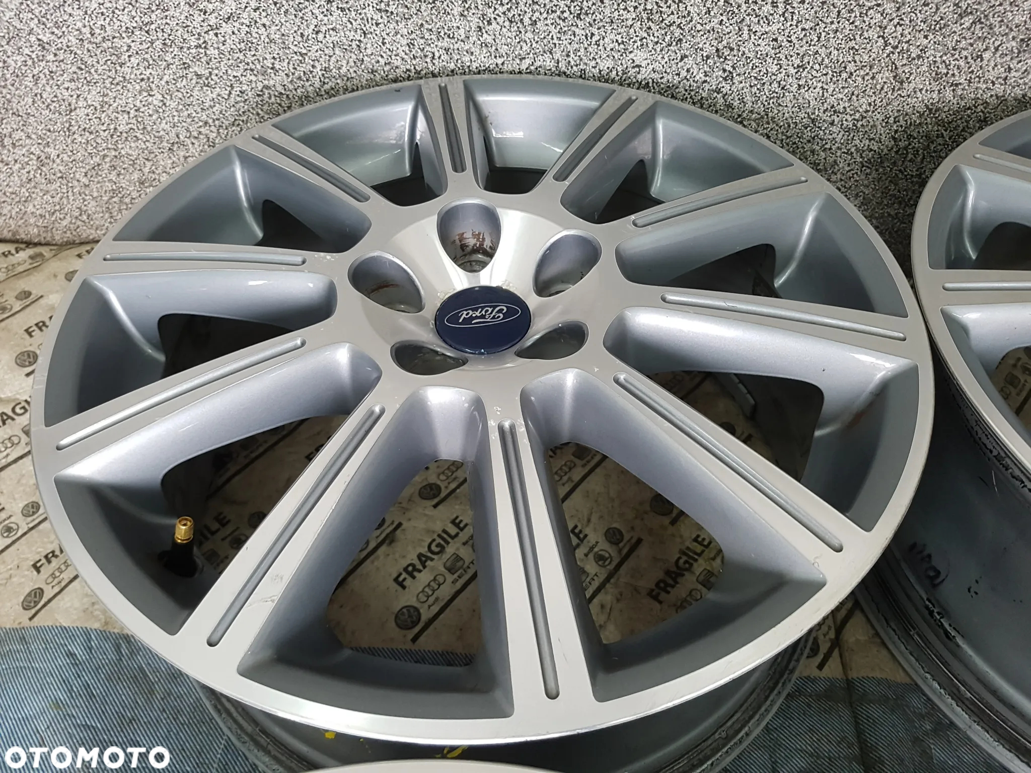 ALU FELGI FORD S-MAX KUGA  FOCUS VOLVO S40 V50 S60 V90  GALLAXY 7JX17  5X108 ET55 - 8