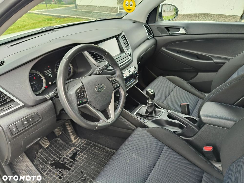 Hyundai Tucson 1.6 GDI BlueDrive Style 2WD - 9