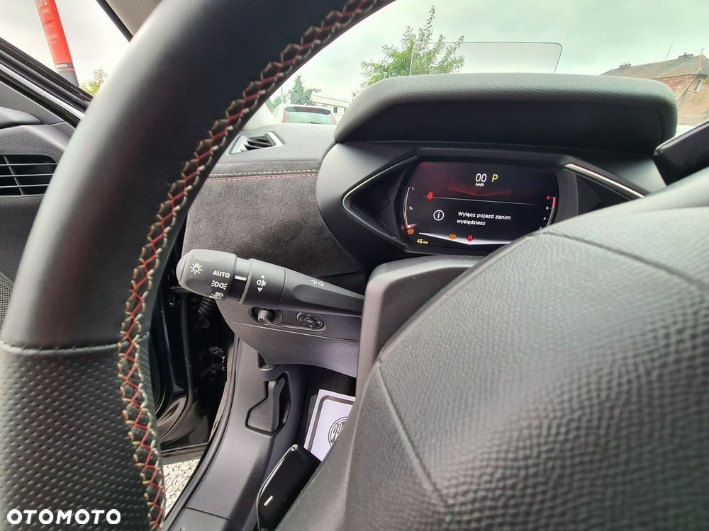 DS Automobiles DS 3 Crossback 1.2 PureTech Performance Line + - 22