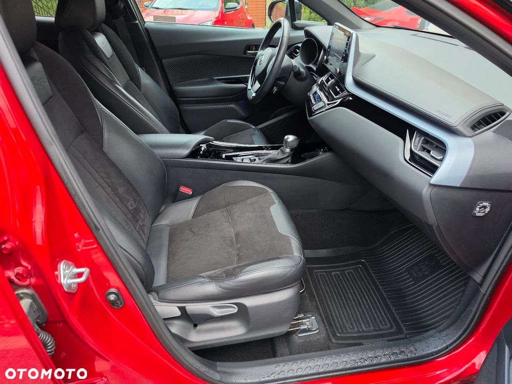 Toyota C-HR - 23