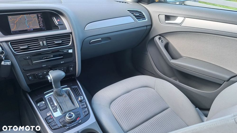 Audi A4 Avant - 9