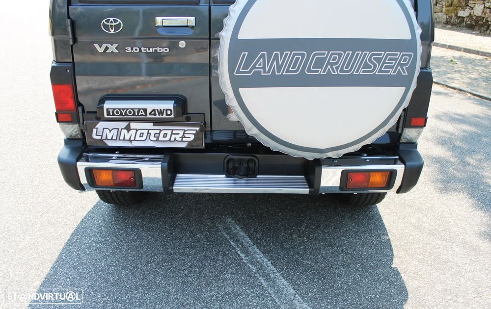 Toyota Land Cruiser 3.0 VX TD - 17