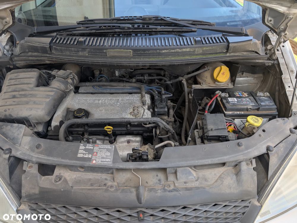 Ford Galaxy 2.0 - 18
