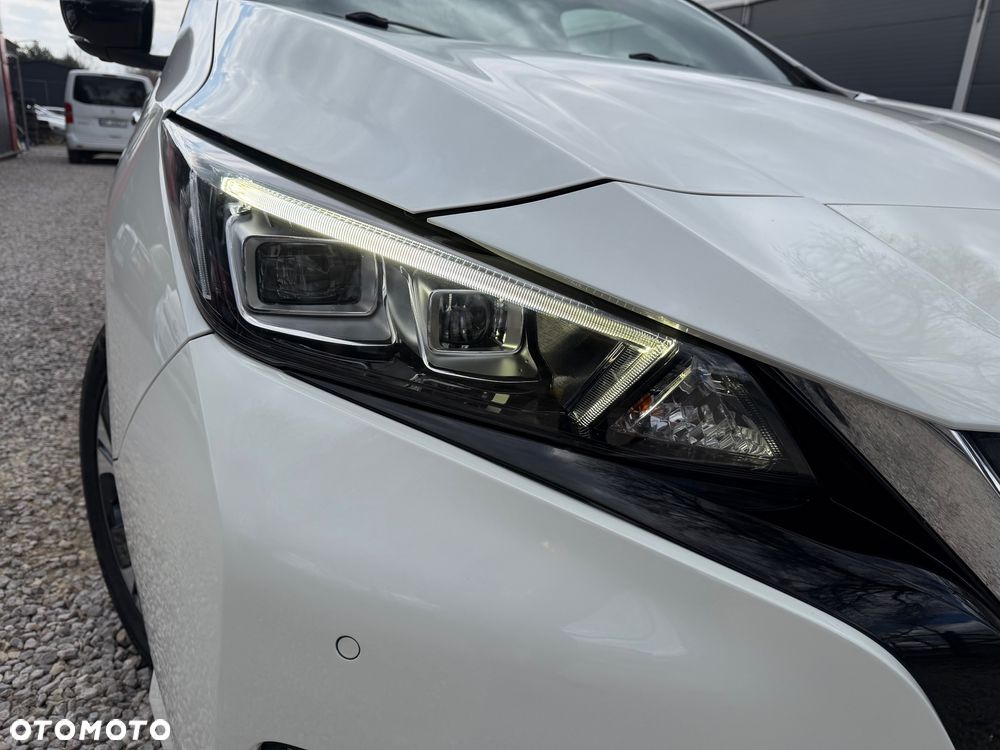 Nissan Leaf 40 kWh Tekna - 23