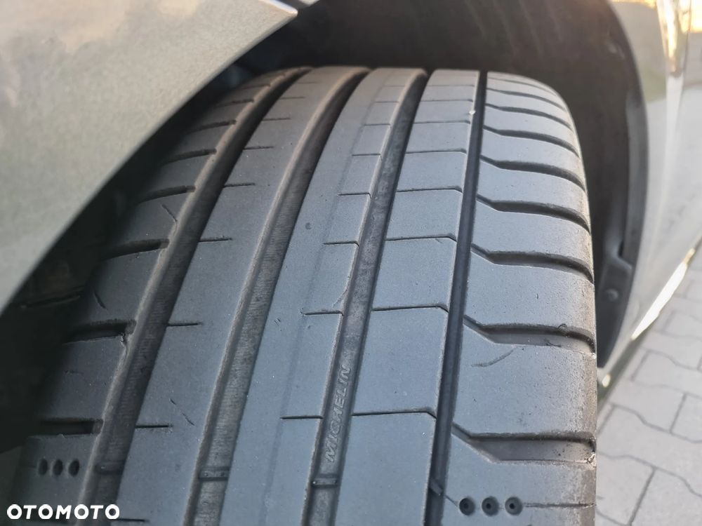 Volkswagen Golf 2.0 TDI SCR DSG R-Line - 26