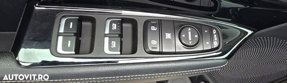 Kia Niro 1.6 GDI 2WD Aut. Vision - 22