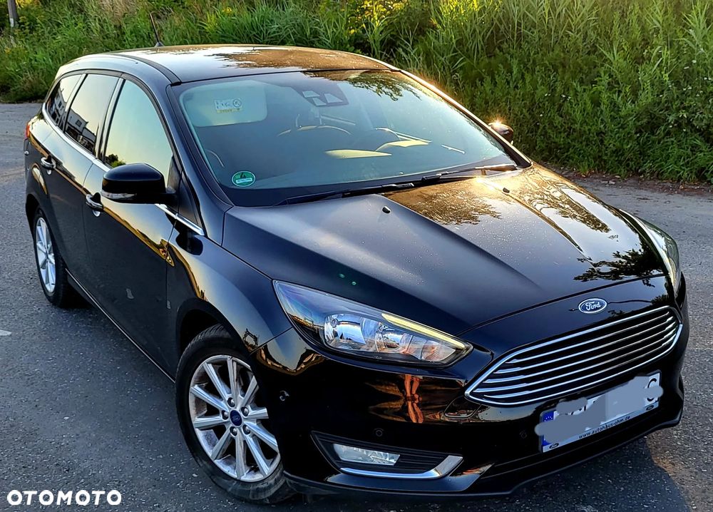 Ford Focus 1.5 EcoBoost STart-Stopp-System TITANIUM - 4