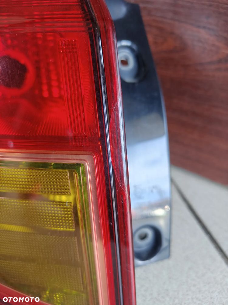 Suzuki Vitara 2015-2018 LAMPA tyl Lewa EUROPA - 2