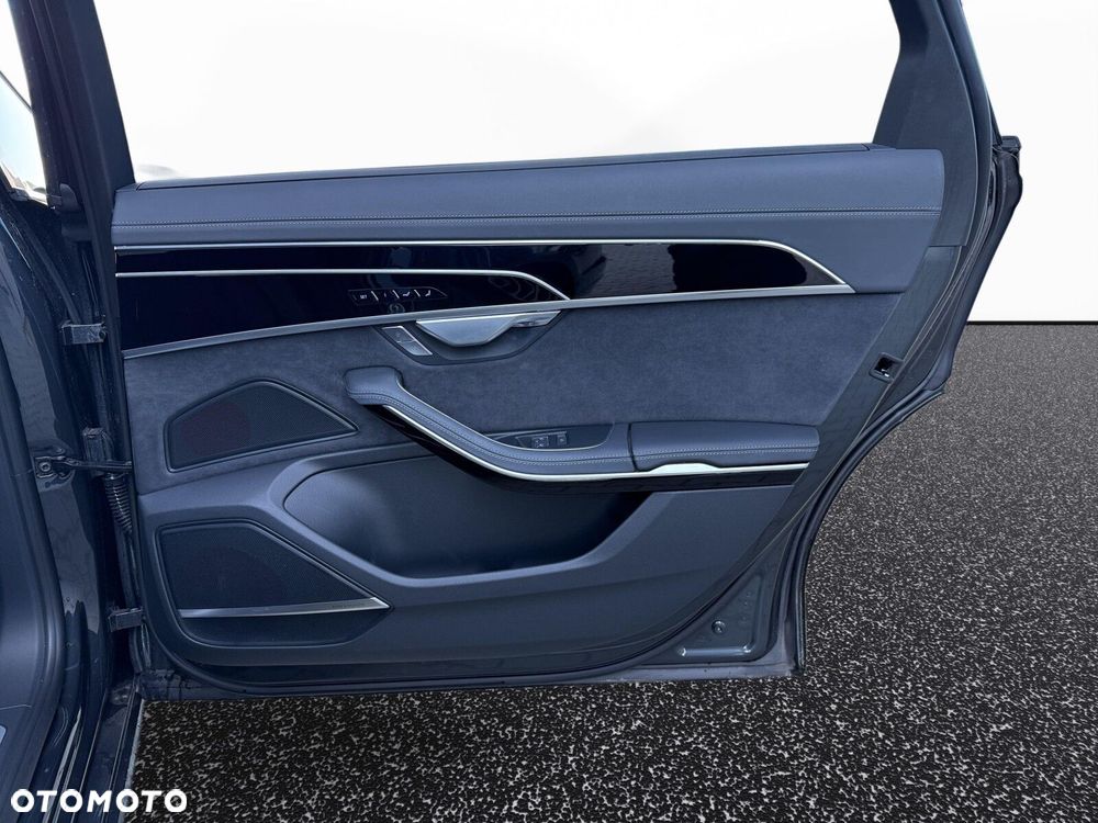 Audi A8 L 55 TFSI mHEV Quattro Tiptr - 28