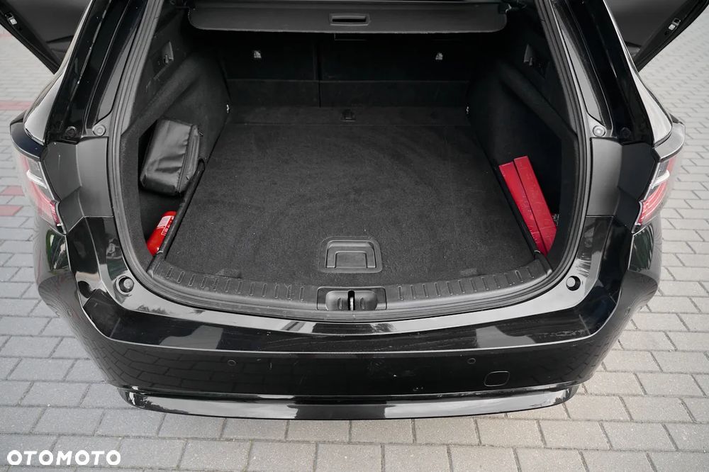Toyota Corolla 1.8 Hybrid Comfort - 24