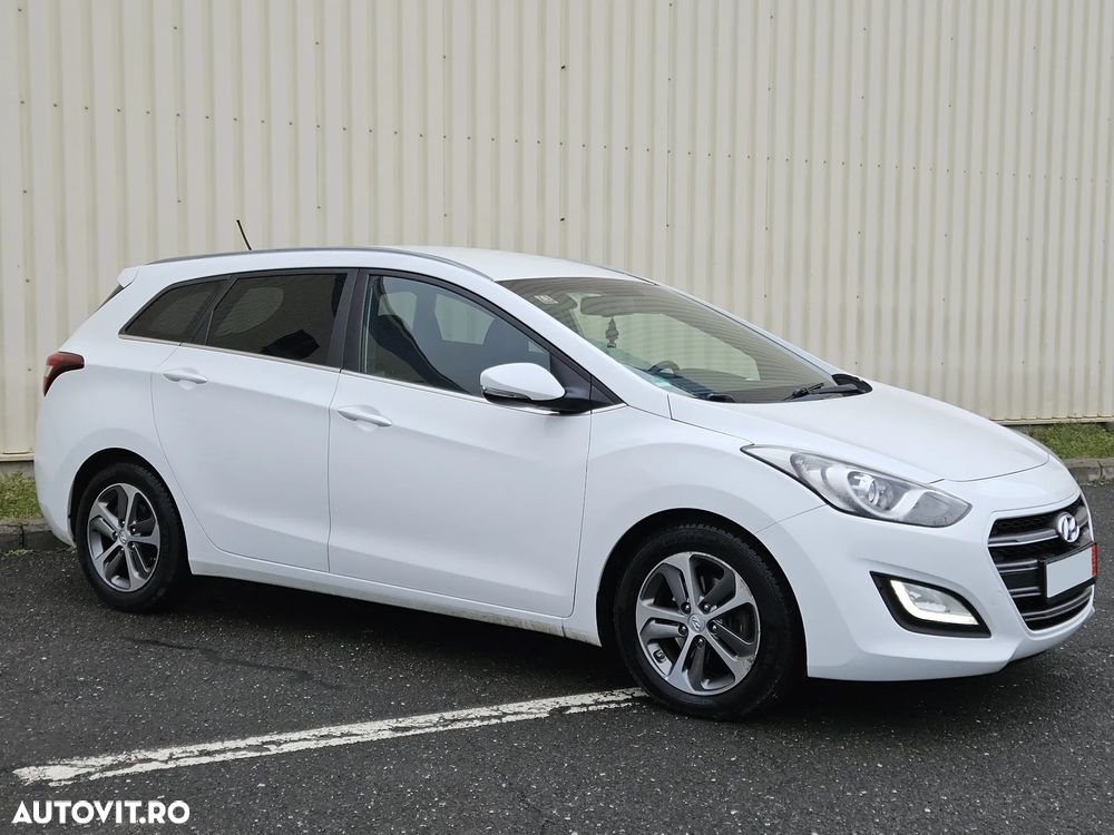 Hyundai i30 1.6 CRDI Premium - 10