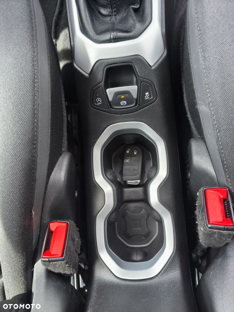 Jeep Renegade 1.4 MultiAir Limited - 19