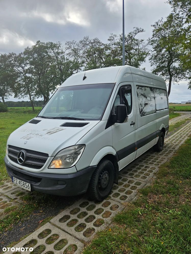 Mercedes-Benz Sprinter - 2
