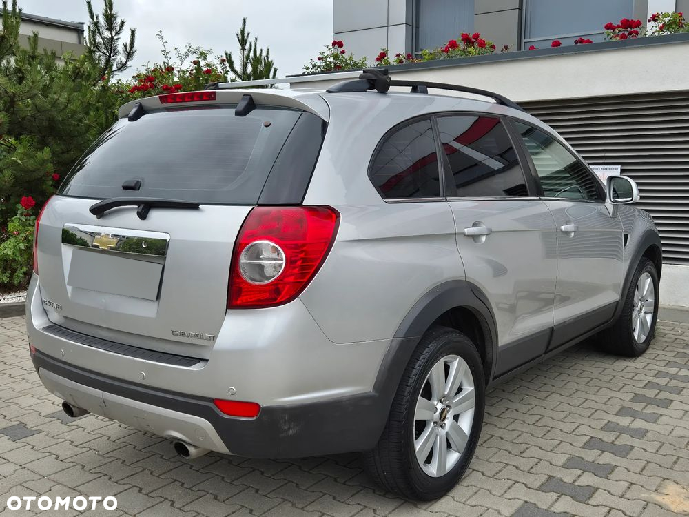 Chevrolet Captiva 2.0 d LS - 33