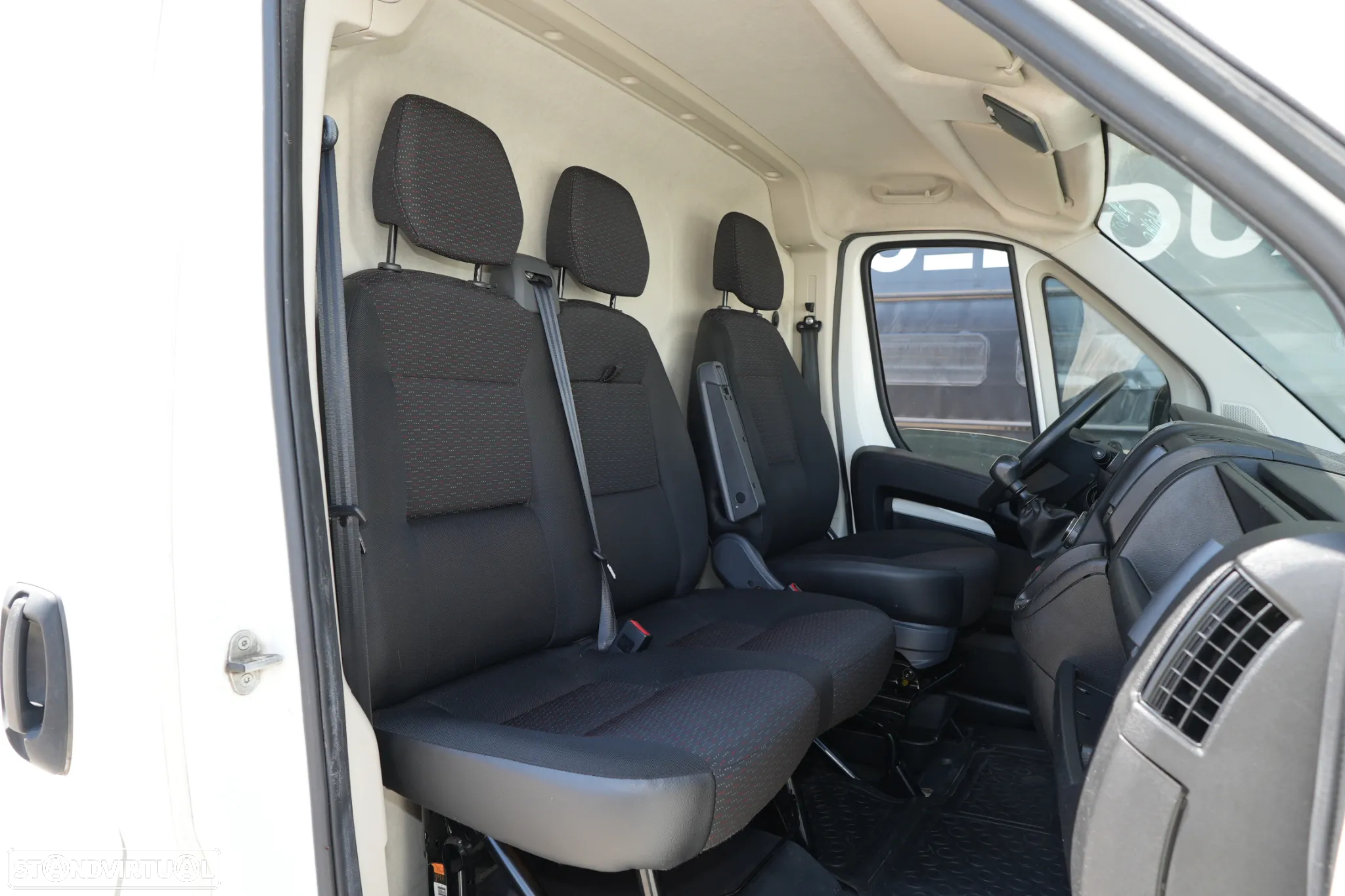 Peugeot Boxer L2H2 2.2 BlueHDI 140cv - 11
