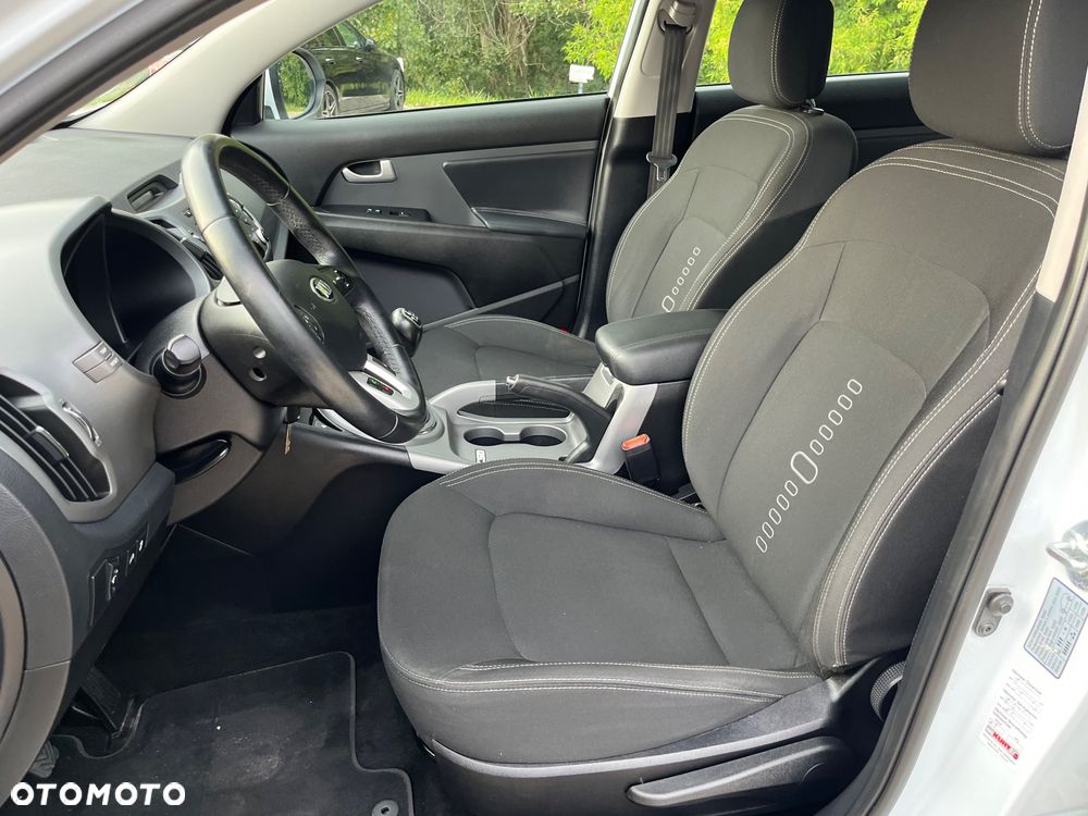 Kia Sportage 2,0 CRDI AWD Vision - 10