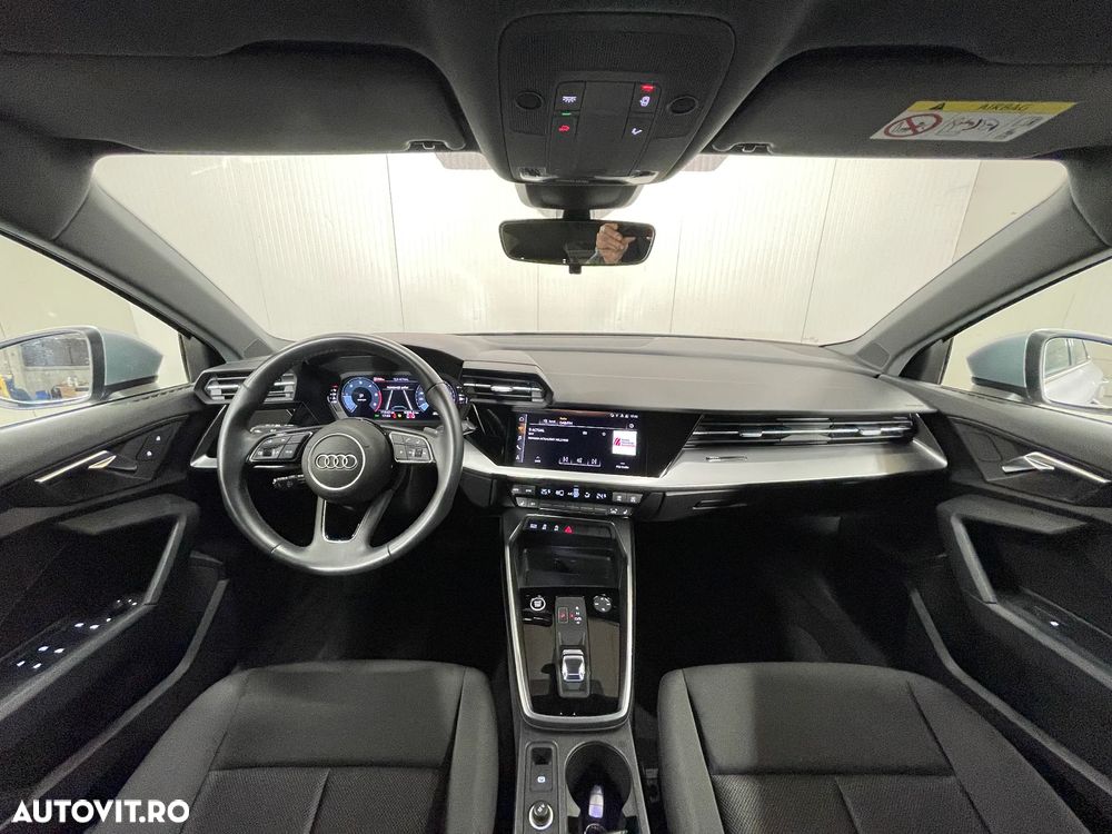 Audi A3 2.0 35 TDI S tronic Advanced - 8