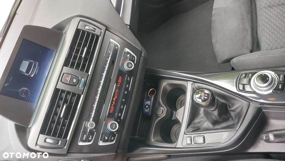 BMW Seria 1 116d DPF Edition Sport - 11