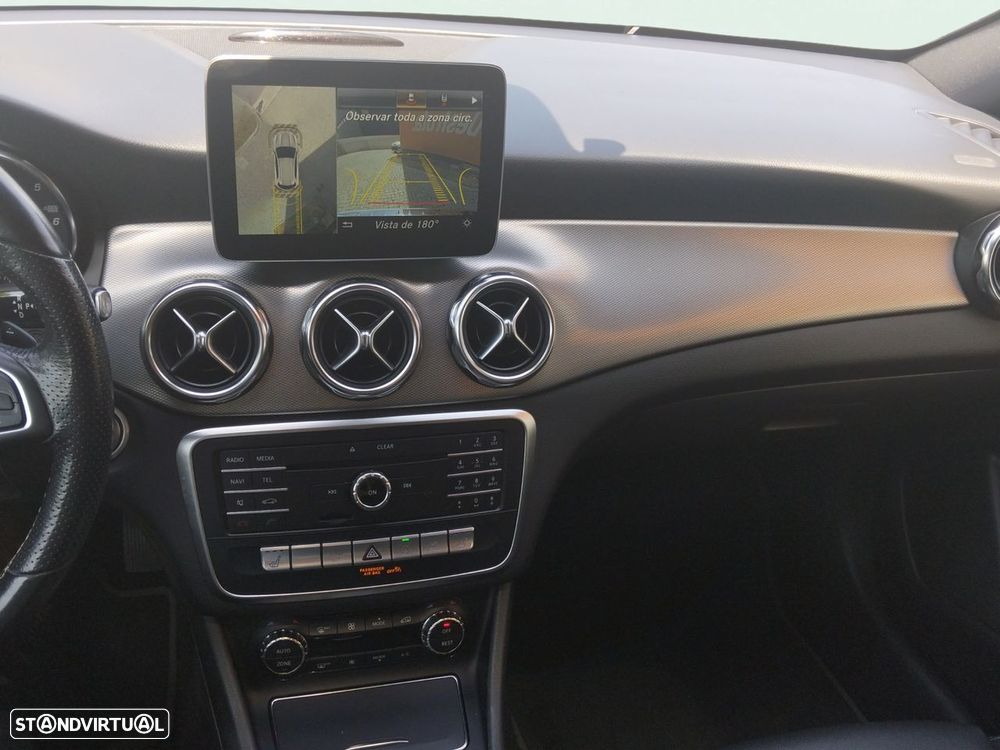 Mercedes-Benz GLA 200 d Urban Aut. - 14