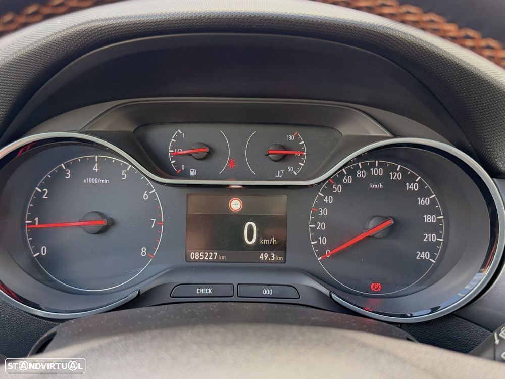 Opel Crossland X 1.2 T Innovation - 25