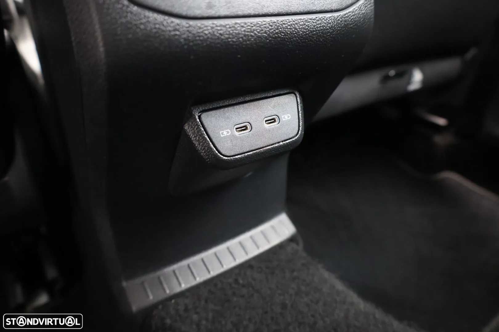 VW T-Cross 1.0 TSI Life - 41