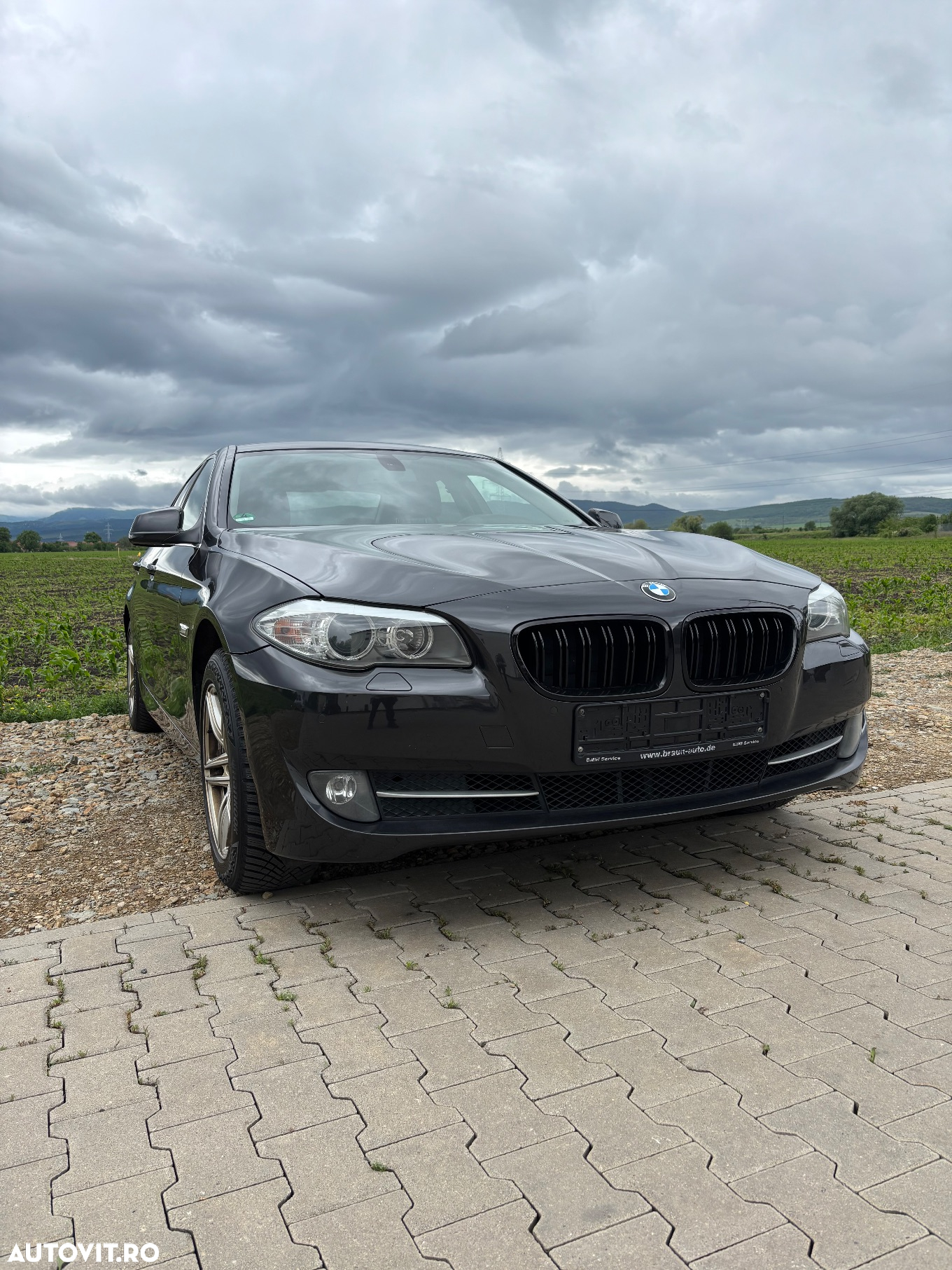 BMW Seria 5 520d - 2