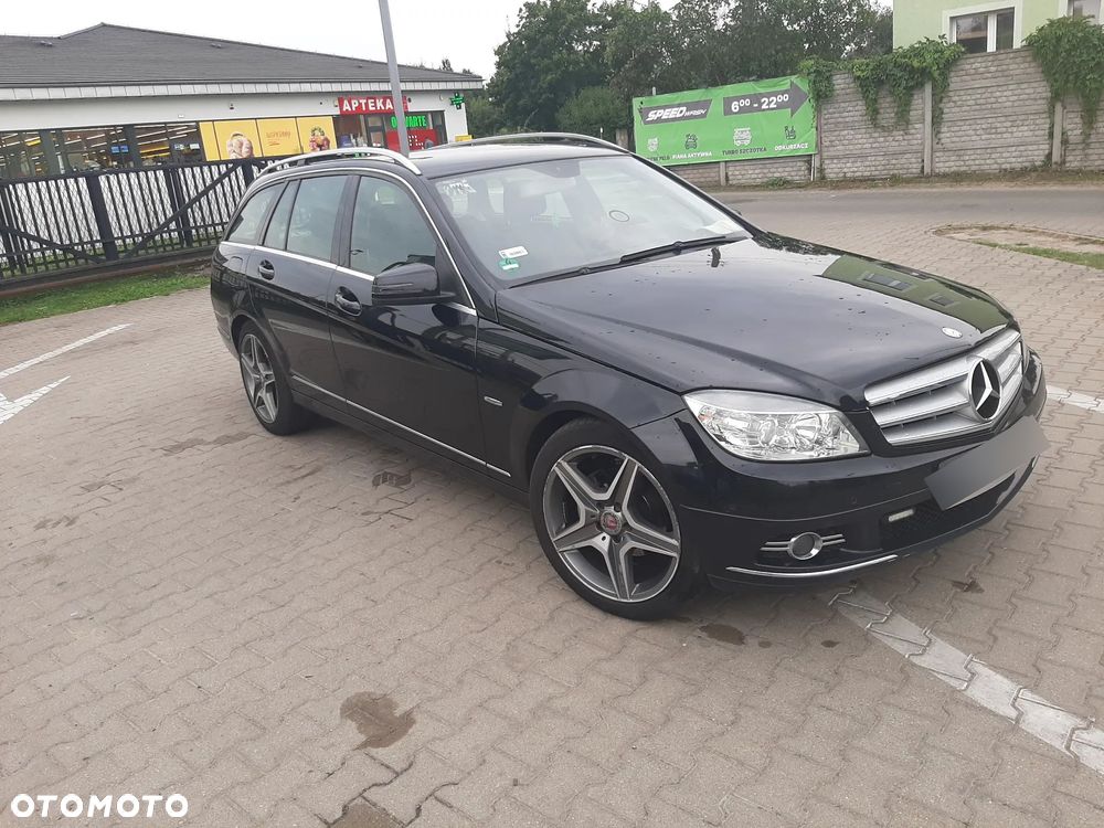 Mercedes-Benz C-Class 2008 photo 2