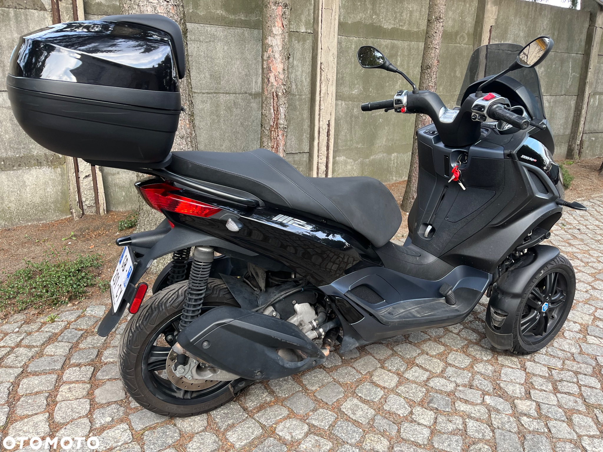 Piaggio MP-3 - 6