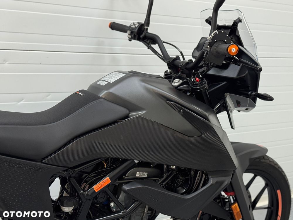 KTM Adventure - 6