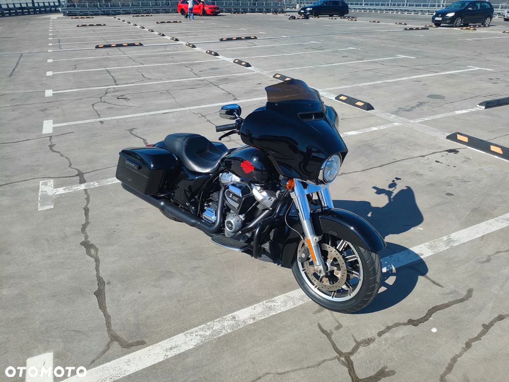 Harley-Davidson FLHT Electra Glide Standard - 6