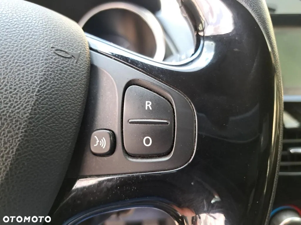 Renault Clio 1.2 16V Alize - 17