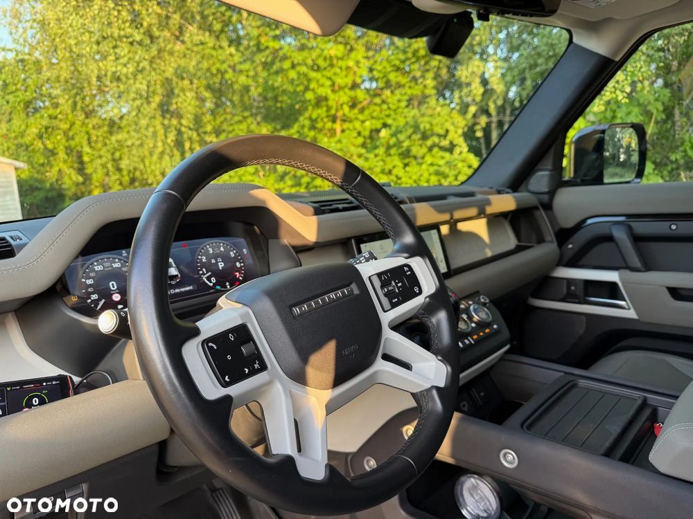 Land Rover Defender 110 5.0 P425 X-Dynamic HSE - 12