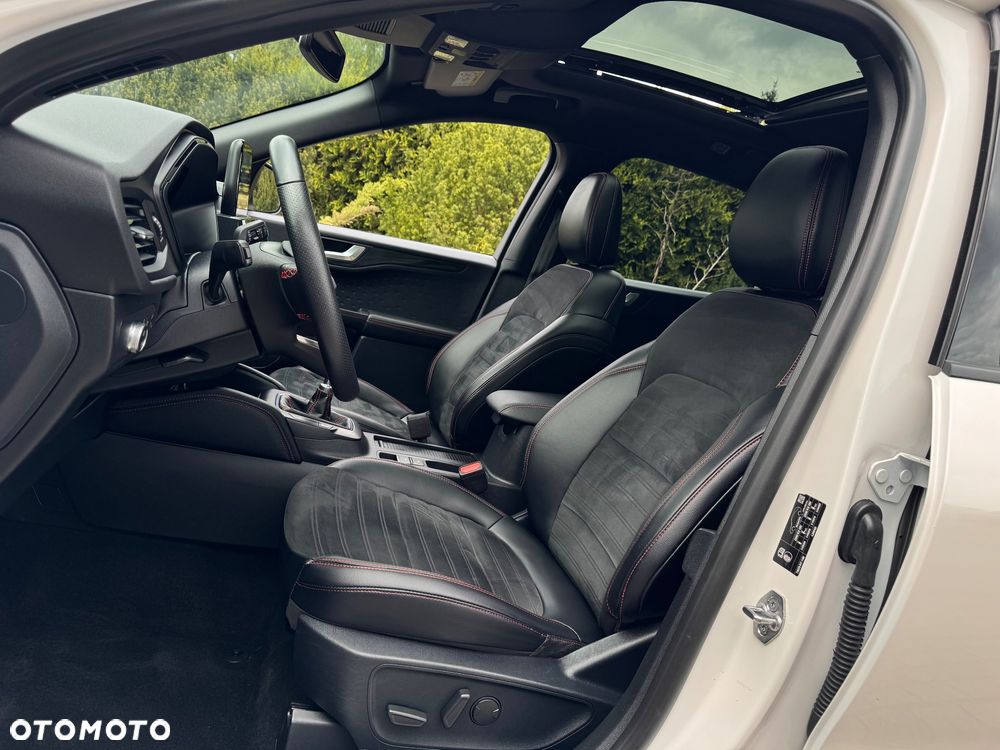Ford Kuga 1.5 EcoBoost FWD ST-Line - 21