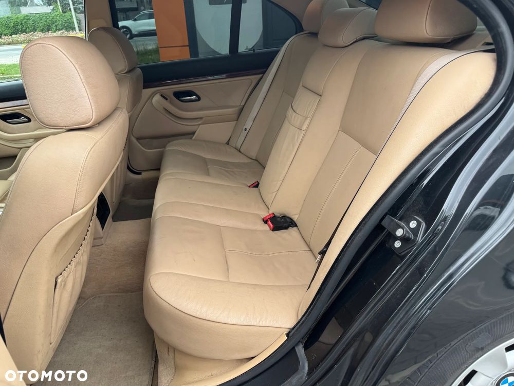 BMW Seria 5 - 23