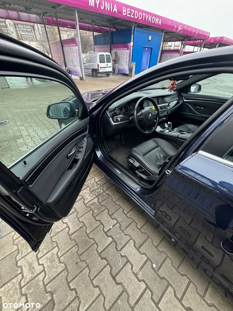 BMW Seria 5 520d - 6