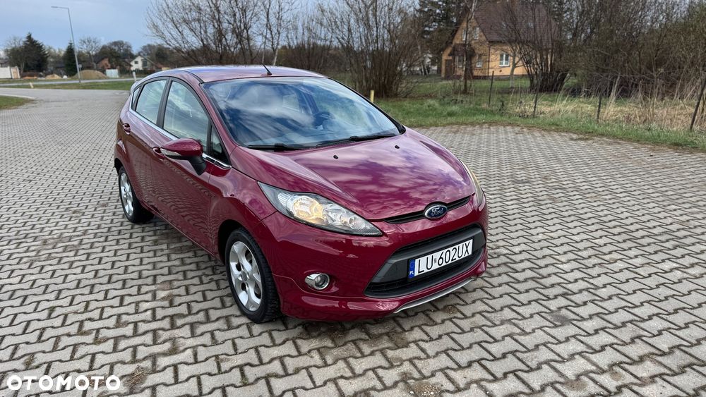 Ford Fiesta 1.4 Autom Champions Edition - 8