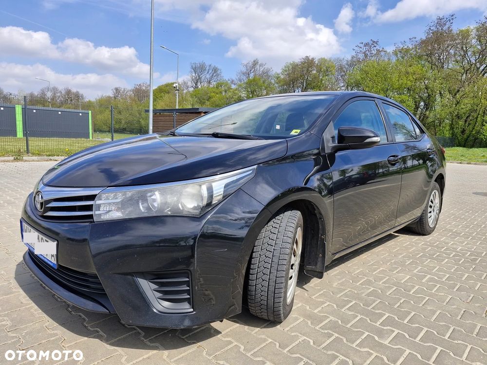 Toyota Corolla - 4