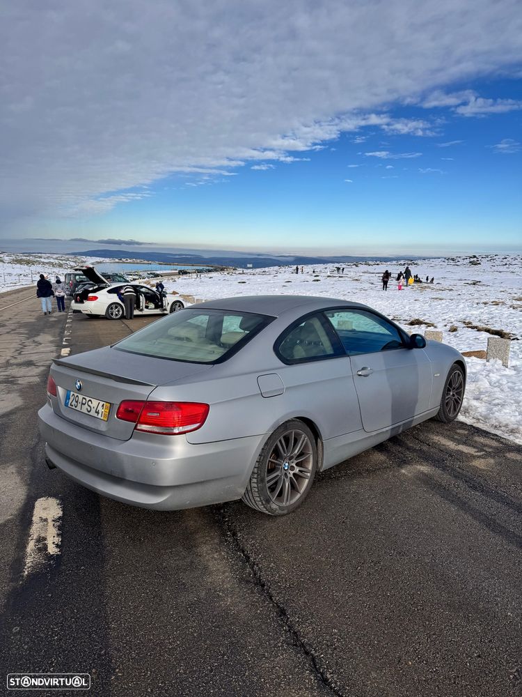 BMW 320 d Coupe - 12