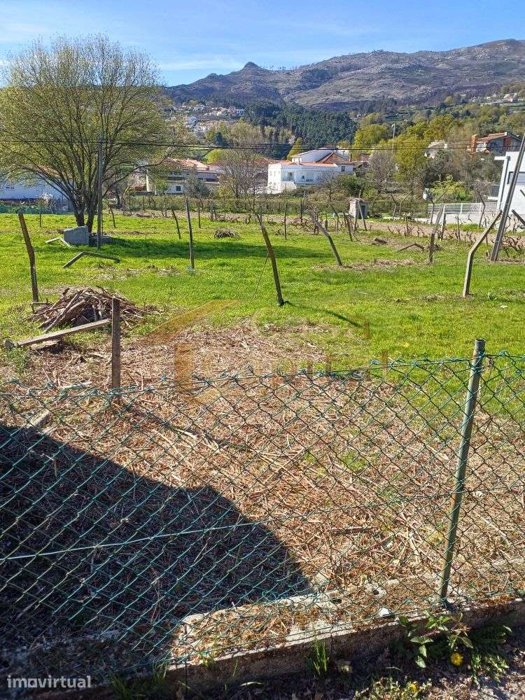 Terreno para construção - Grande imagem: 2/4