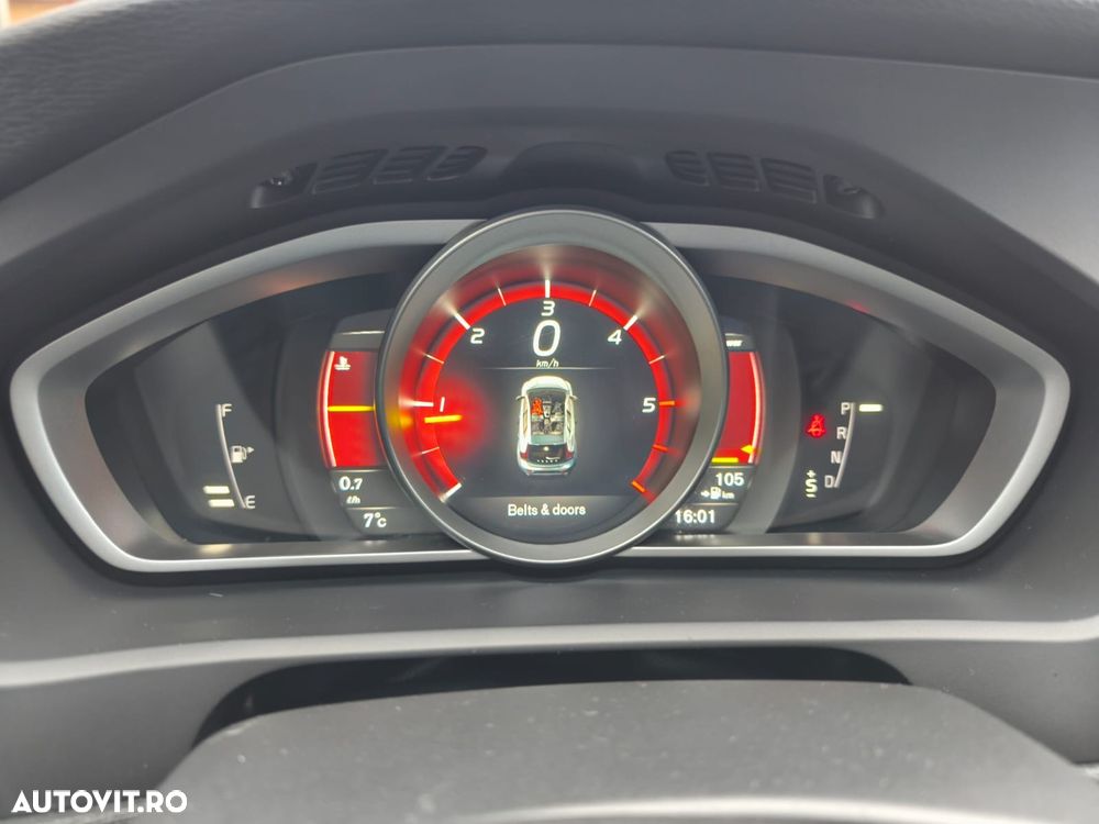 Volvo V40 D3 Aut. Inscription - 14