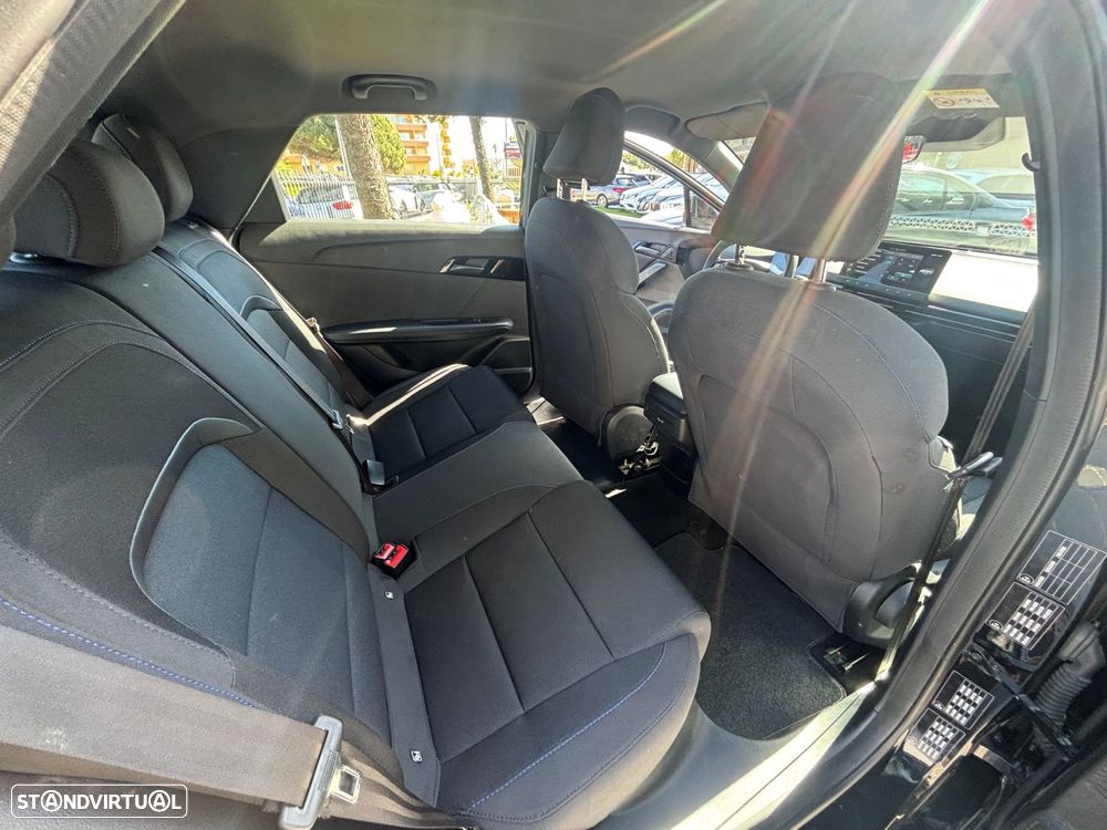 MG MG4 64 kWh Luxury - 18