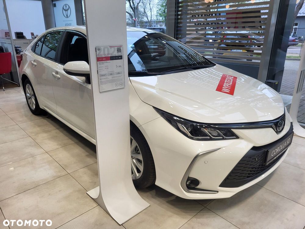 Toyota Corolla - 1
