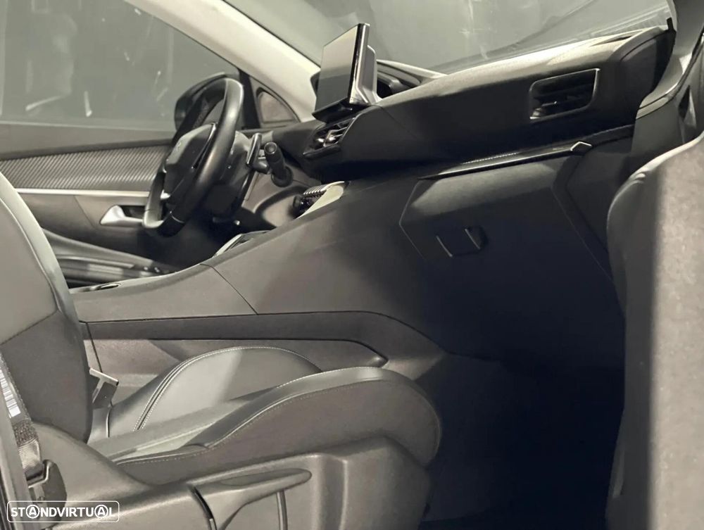 Peugeot 5008 - 5